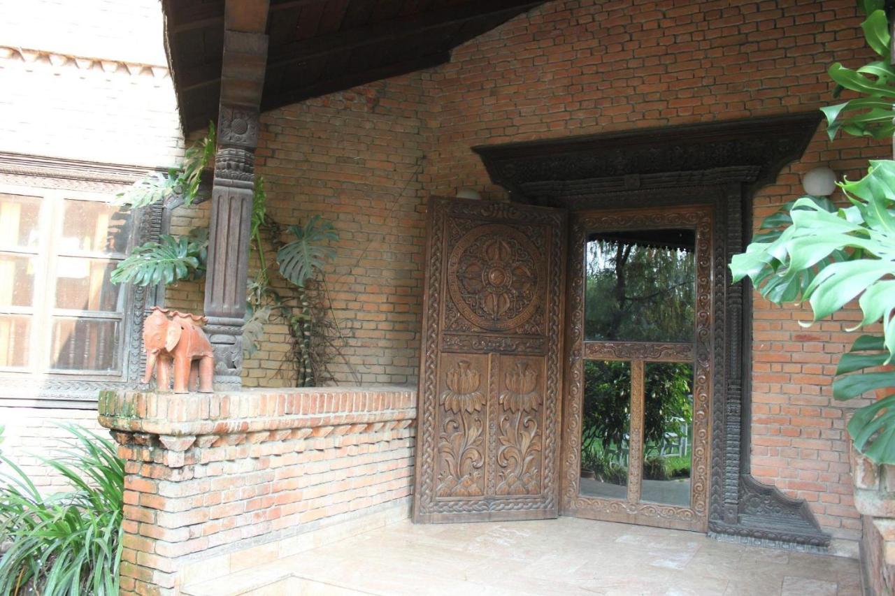Vajra Hotel Kathmandu Ngoại thất bức ảnh